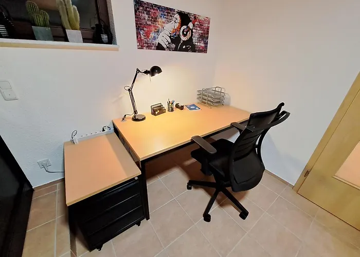 Sonnen 1 - Erdgeschoss-Wohnung Mit Arbeitszimmer Und Parkplatz