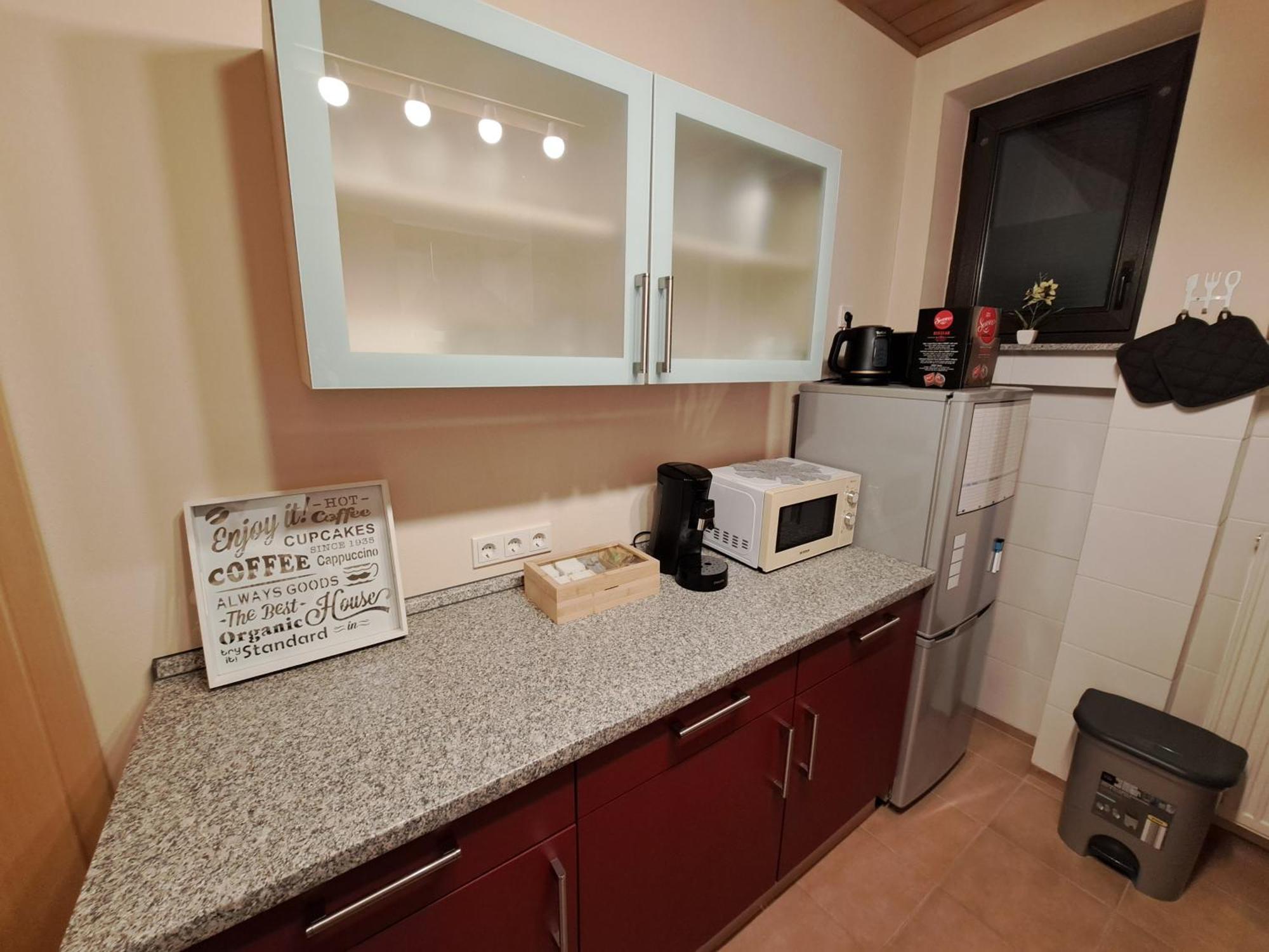 Sonnen 1 - Erdgeschoss-wohnung Mit Arbeitszimmer Und Parkplatz *